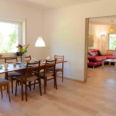 Semesterbostad Ferienhaus Maring *